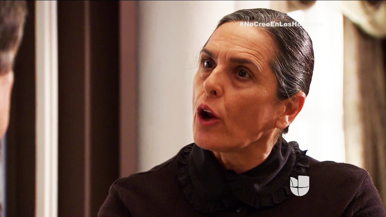 Honoria ya le reveló a todos que estás usando tu poder para mantener encarcelada a María Dolores.