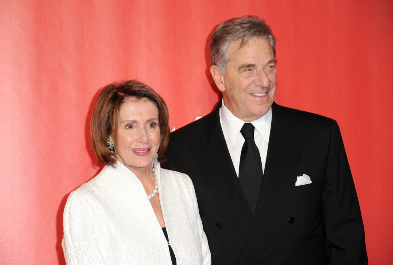 Nancy Pelosi y su esposo, Paul Pelosi, en un homenaje a Tom Petty en Los Angeles, en 2017.