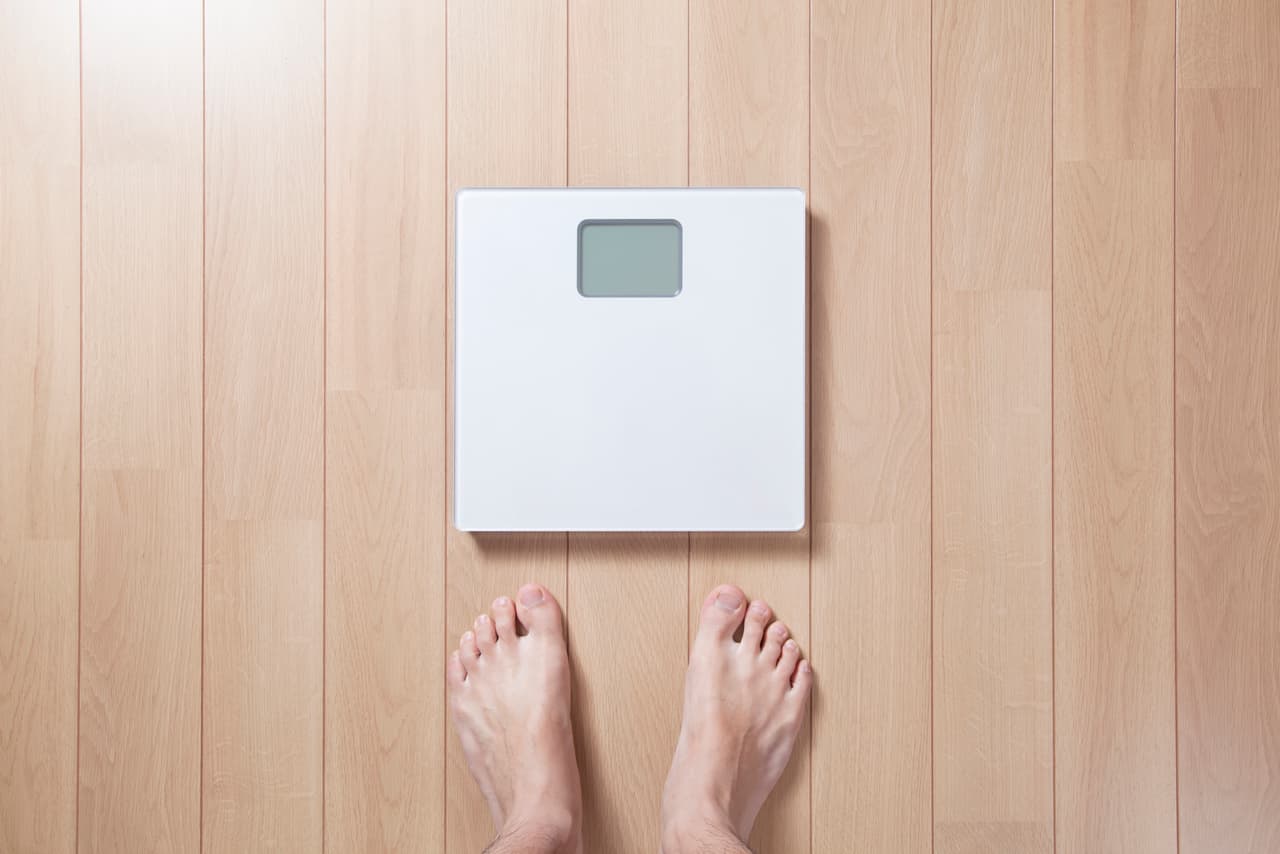 En este mes del Mono se acentúa tu incompatibilidad amorosa con la Oveja. Oportunidades que debes aprovechar este mes: una responsabilidad que tal vez no represente un ingreso inicial notable, pero que contribuya a que mejores dentro de tu status laboral. Peligros que debes evitar: descuidar régimen de vida lo cual te haría aumentar de peso y perder el terreno que has ganado en estos días pasados. Por Profesor Zellagro