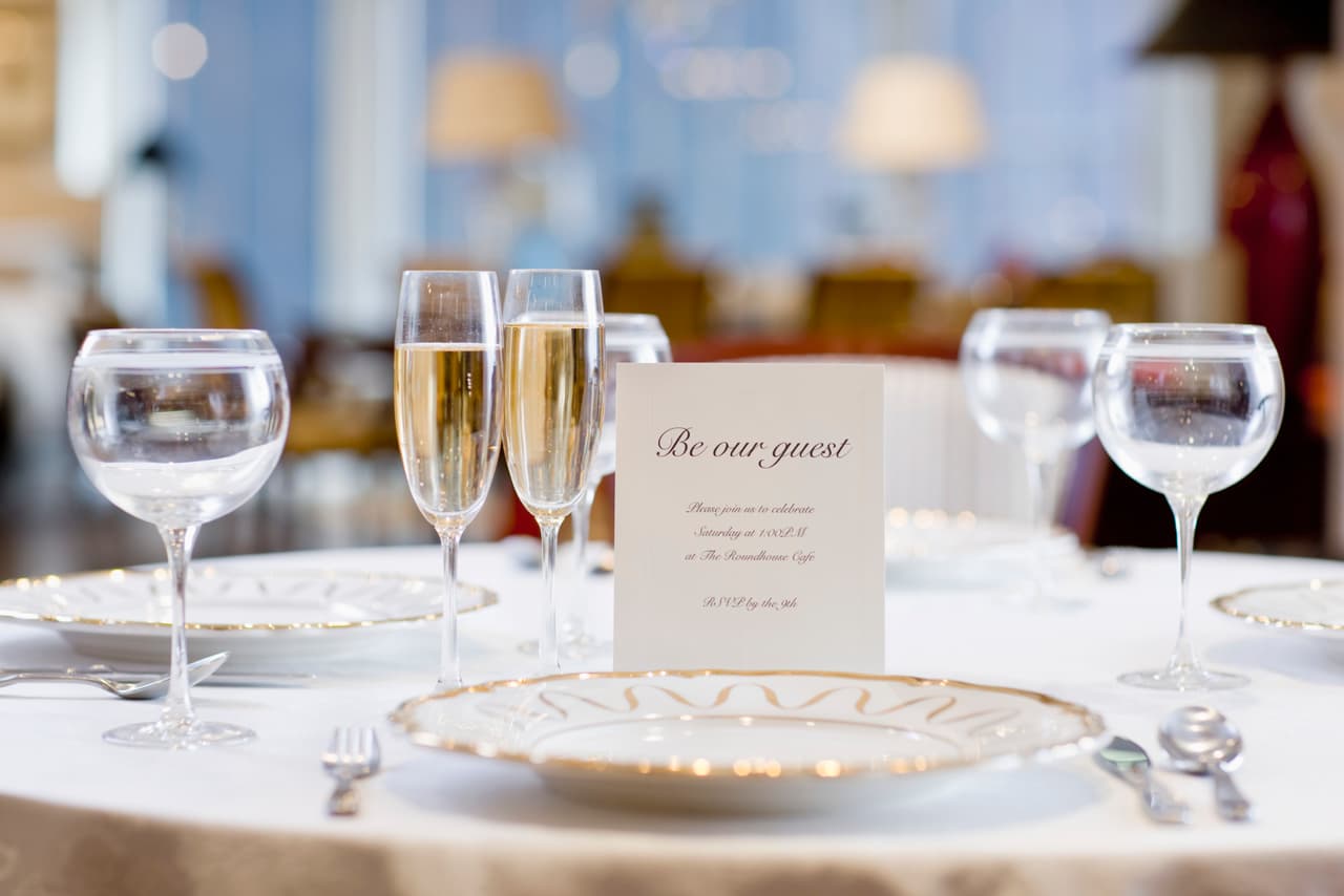 En este mes del Mono se acentúa tu incompatibilidad amorosa con el Caballo. Oportunidades que debes aprovechar este mes: cierta invitación que no debes desestimar porque puede resultar en algo muy provechoso para ti, en tu vida social, amorosa o económica. Peligros que debes evitar: culpar a otros por tus propios errores. Si te empecinas en algo que no está dando resultados no aprenderías de la experiencia. Por Profesor Zellagro