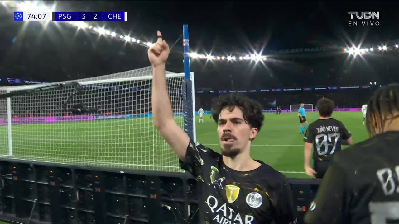 ¡Golazo enfermo de Vitinha! Enorme definición por encima del portero para el 3-2