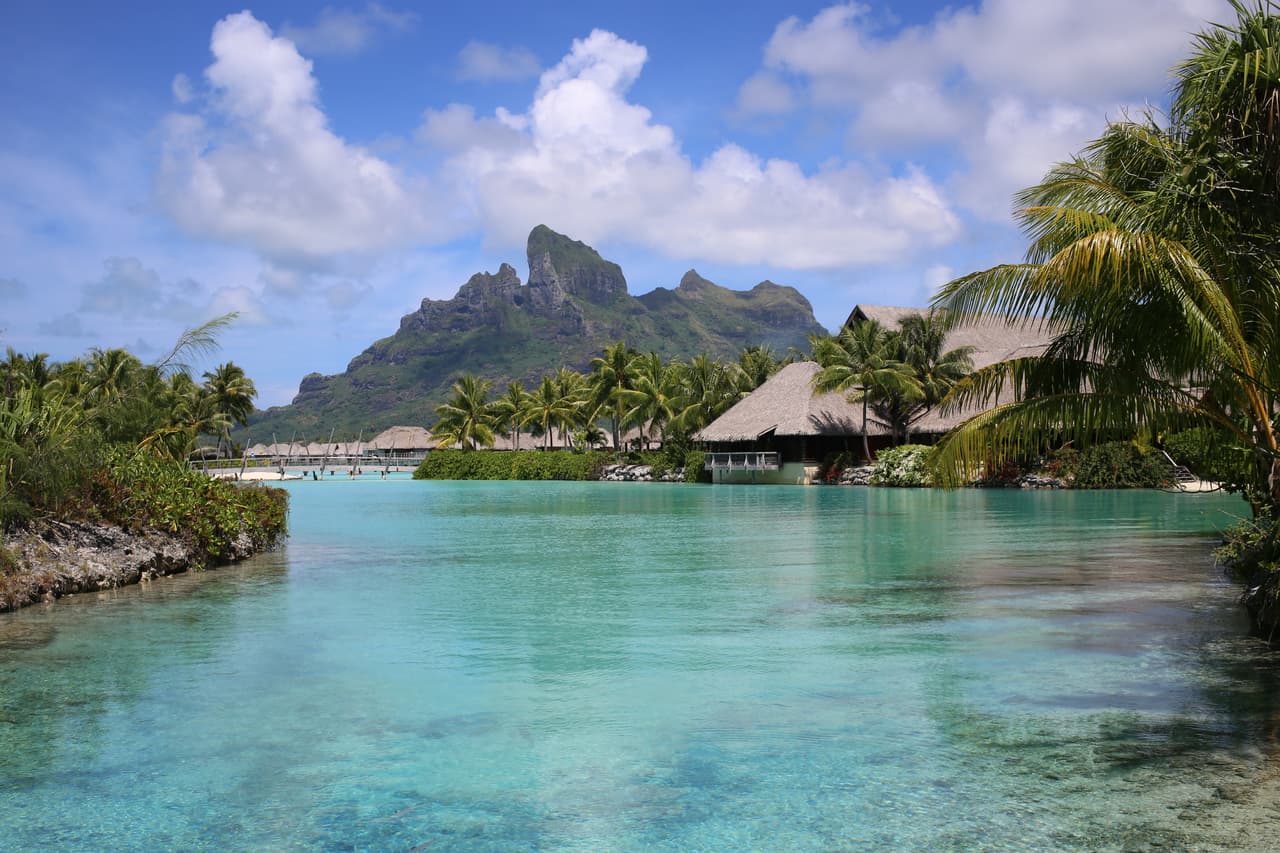 Como sea, mil felicidades a los recién casados.