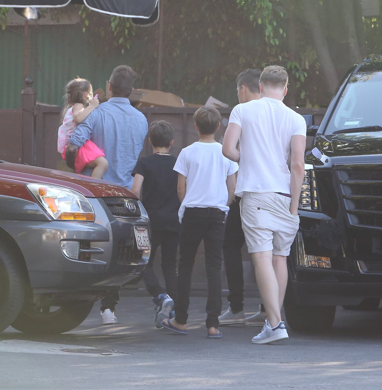 ¡Claro! De sus hermanos Brooklyn, Romeo y Cruz.