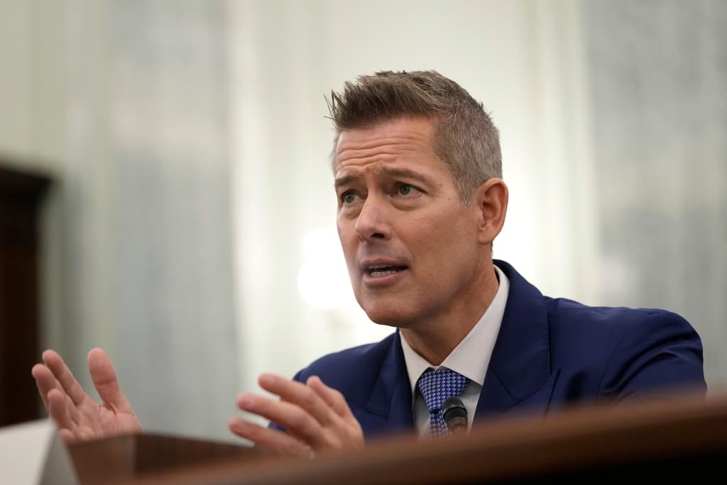 El exrepresentante republicano Sean Duffy, durante su audiencia ante la Comisión de Comercio, Ciencia y Transporte del Senado el miércoles 15 de enero.