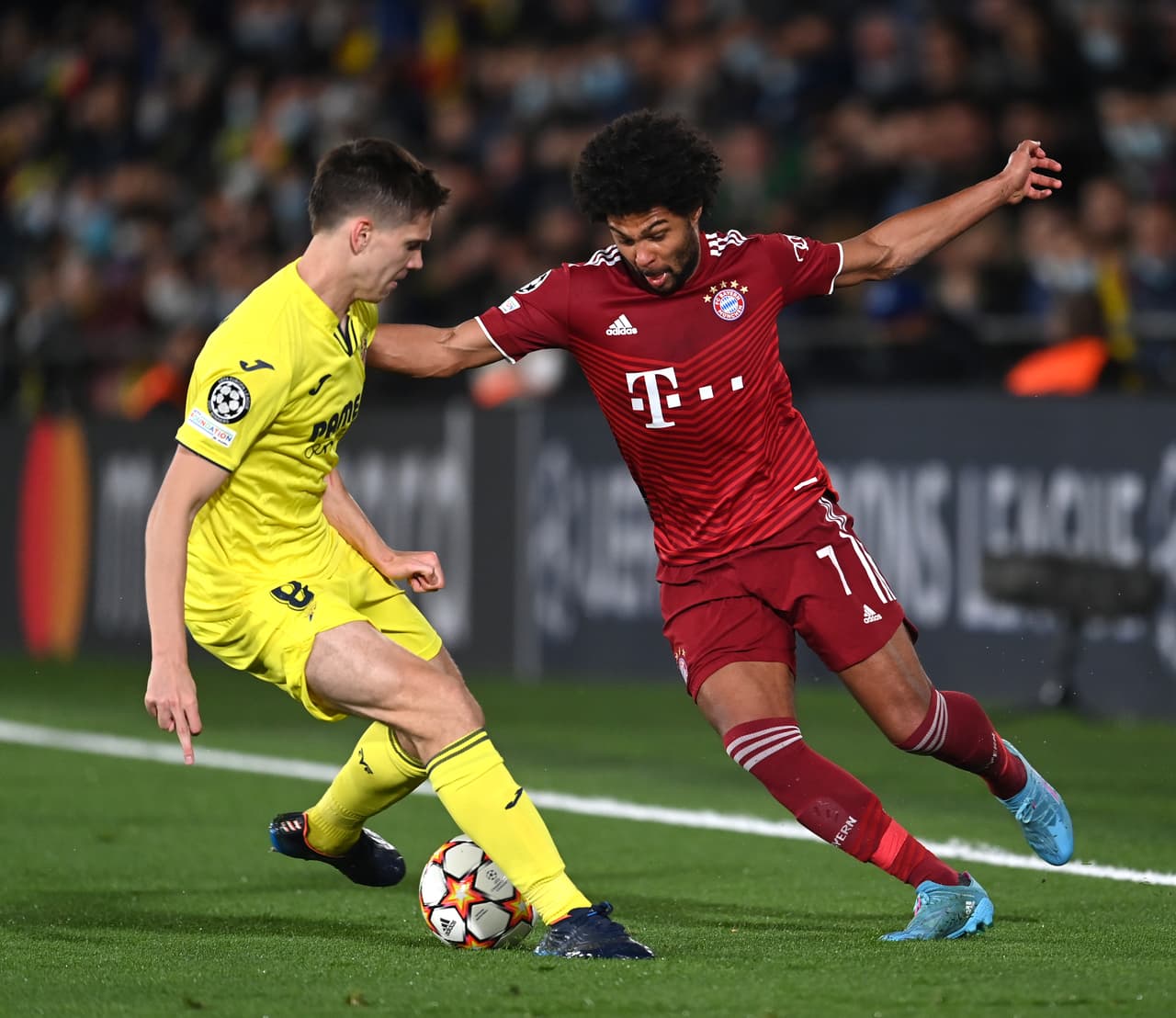 Villarreal aprovechó su condición de local y se impuso sobre Bayern Múnich gracias a un tanto de Arnau Groeneveld.