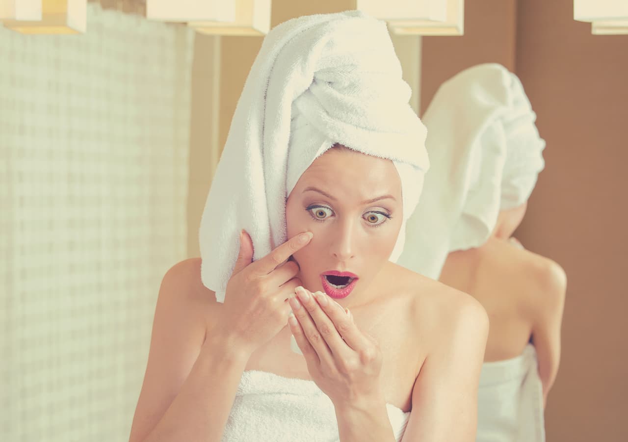 Asimismo, este último consejo es también recomendable para las personas que tienen la piel delgada y que por ello tienen un tono rojo o morado.