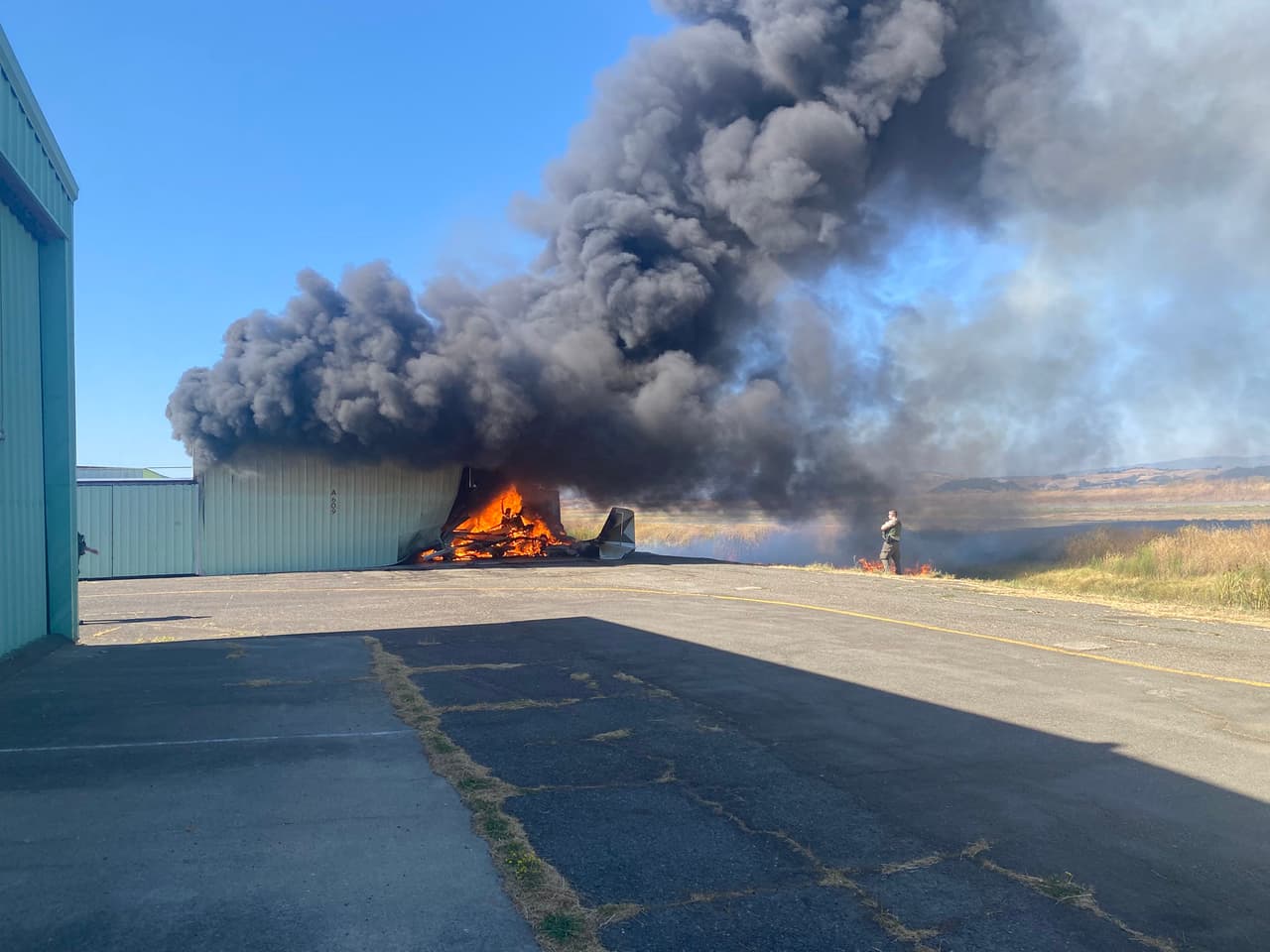 Esto es lo que sabemos del avión que se estrelló en Novato donde murió una persona 