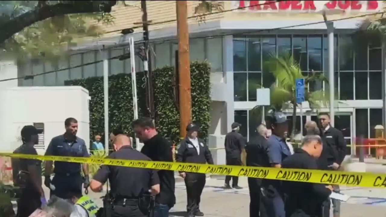 Una persona muerta y varias heridas tras accidente en estacionamiento de Trader Joe's en Los Ángeles