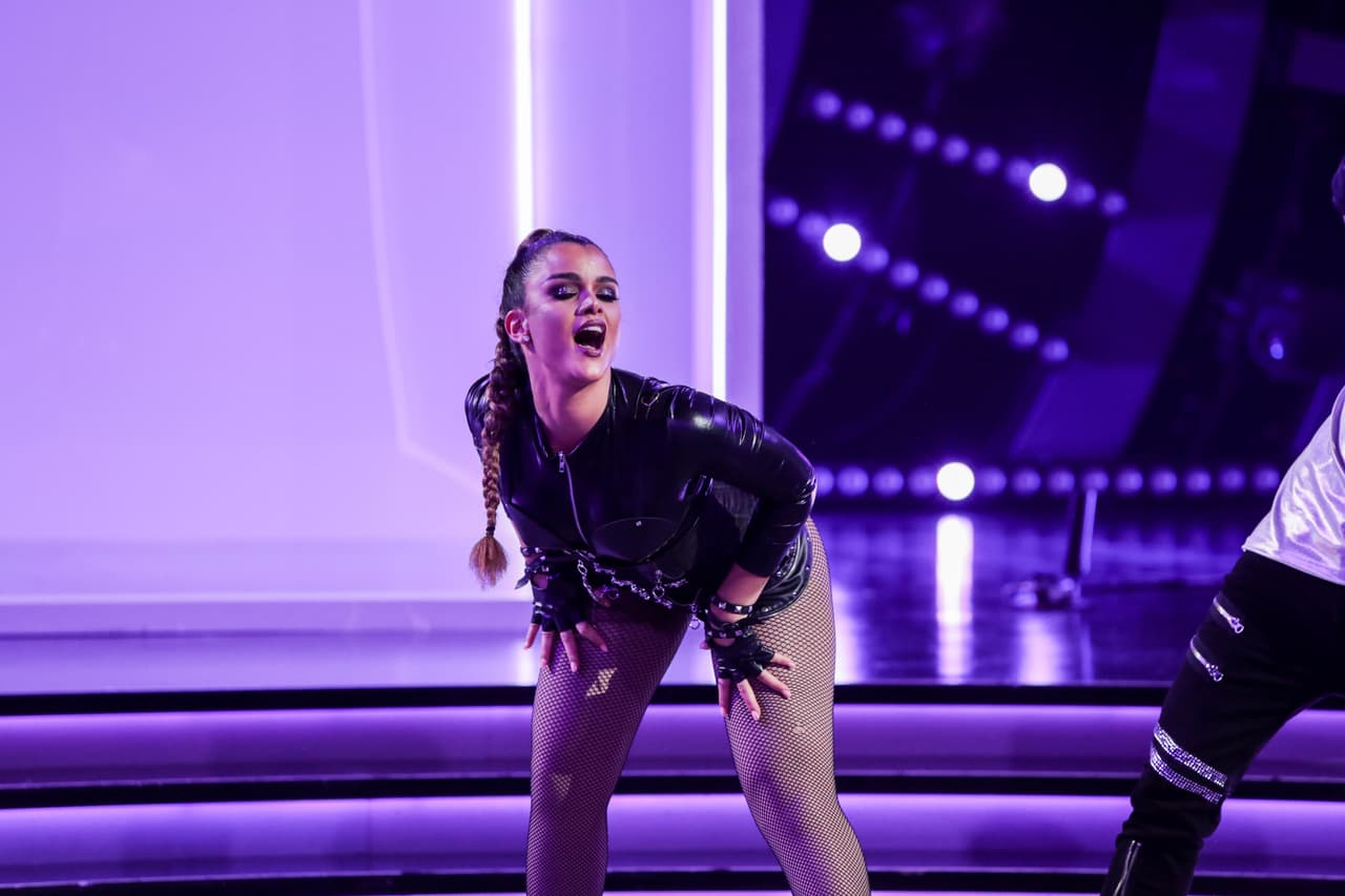 La representante de República Dominicana en Miss Universo 2015 aseguró que, con toda la experiencia que ha sumado en el baile durante su trayectoria dentro de Univisión, el baile la quiere tanto como ella lo quiere a él.