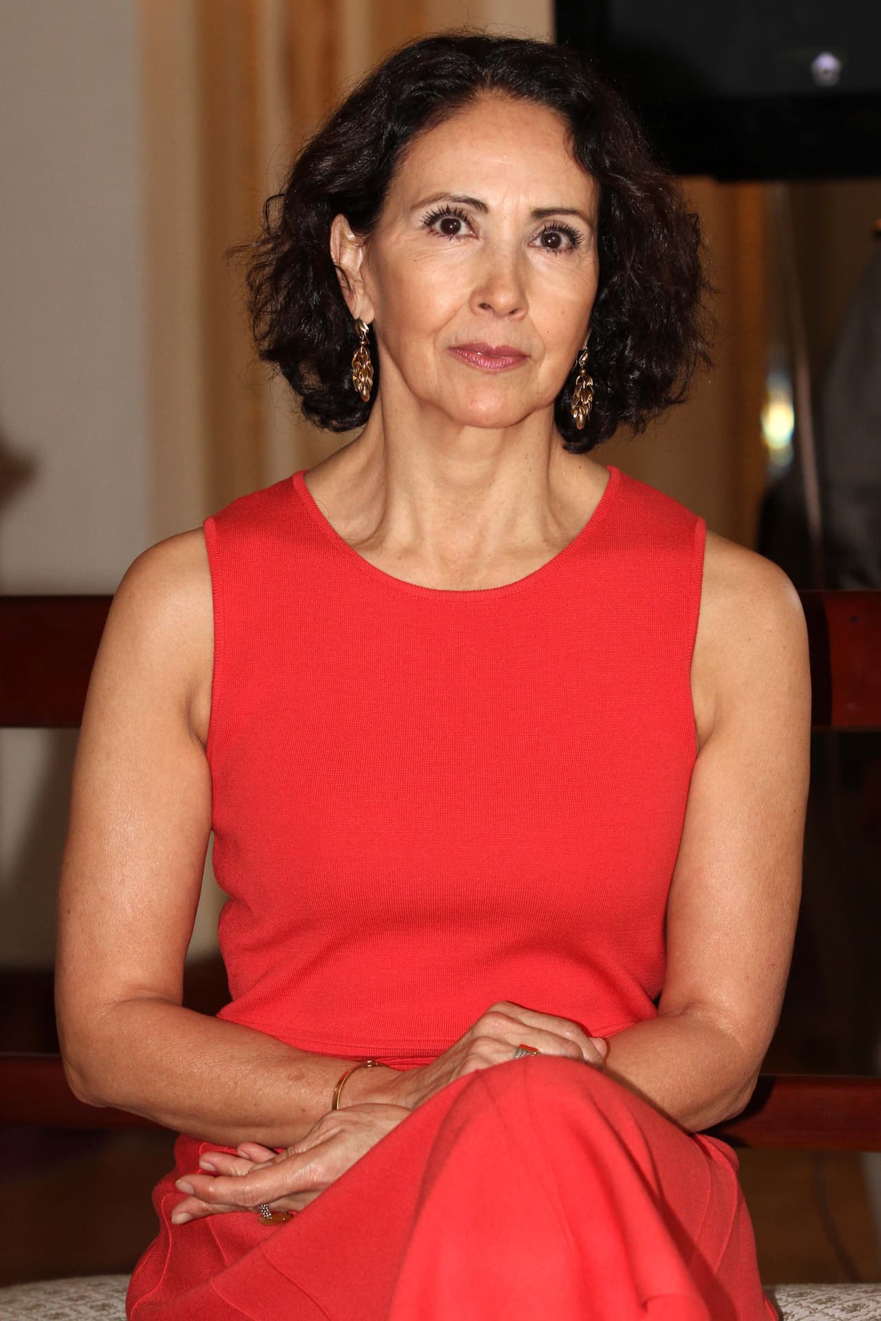 "Si yo me hubiera quedado, me hubiera quedado a perjudicarme a mí misma, pero no solo por el compromiso que tenía, sino porque permito que me falten al respeto", comentó la actriz de 'Tres veces Ana'.