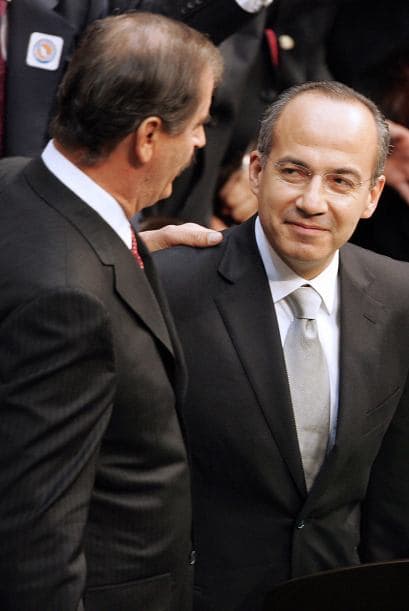 El expresidente mexicano Vicente Fox (2000-2006) afirmó que en una de las reuniones que sostuvo con su sucesor, el todavía mandatario Felipe Calderón, le advirtió que no metiera al Ejército en la lucha que libraría en contra del crimen organizado “porque te va a complicar, lo repetí una y otra vez, pero se hizo exactamente lo contrario y hoy estamos viendo las consecuencias”. Ver toda la información