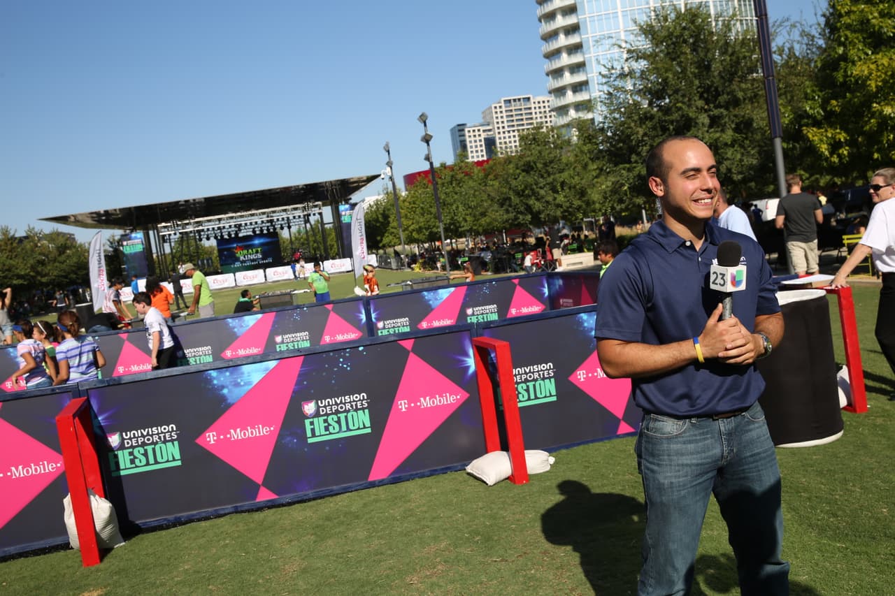 Miles disfrutaron al aire libre del partido México vs Estados Unidos