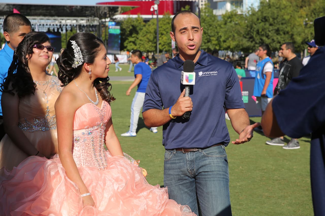 Miles disfrutaron al aire libre del partido México vs Estados Unidos