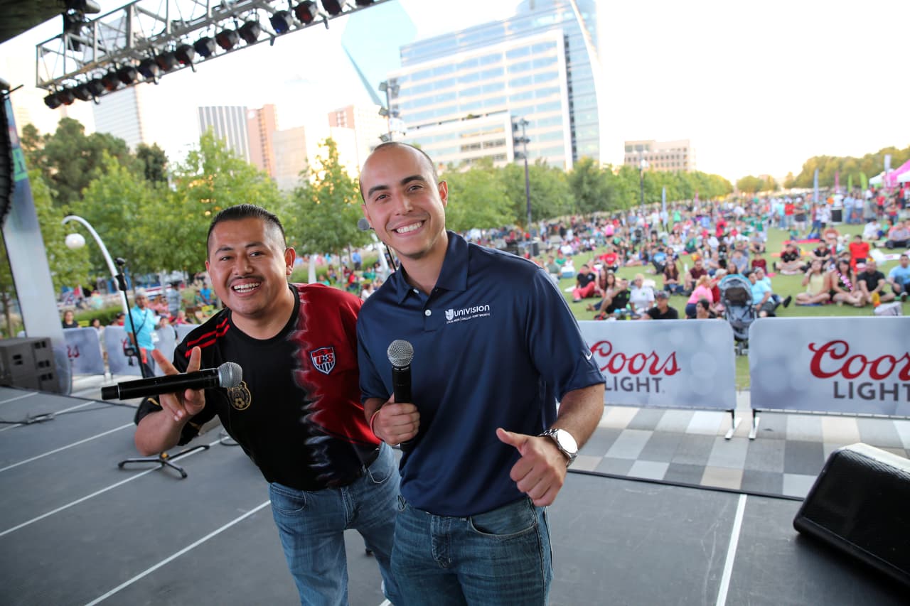 Miles disfrutaron al aire libre del partido México vs Estados Unidos