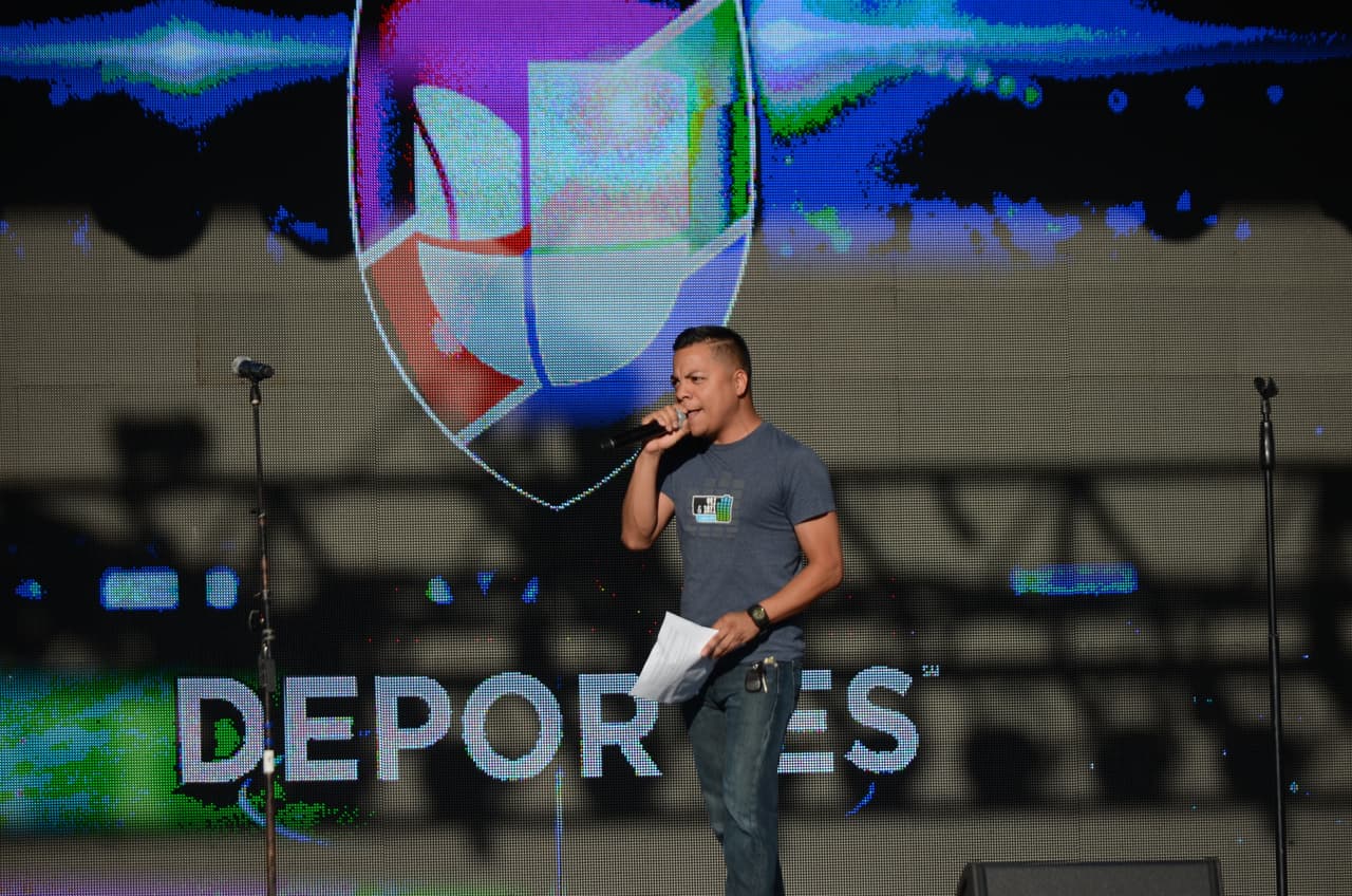 Miles disfrutaron al aire libre del partido México vs Estados Unidos