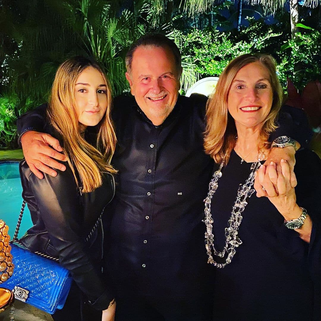 Raúl de Molina suele disfrutar al máximo los momentos que comparte con su hija, sobre todo desde que ella 
<b><a href="https://www.univision.com/shows/el-gordo-y-la-flaca/el-primer-cumpleanos-de-mia-de-molina-lejos-de-casa-la-hija-de-el-gordo-cumple-19-anos-fotos">partió a la universidad</a></b> en agosto de 2018.