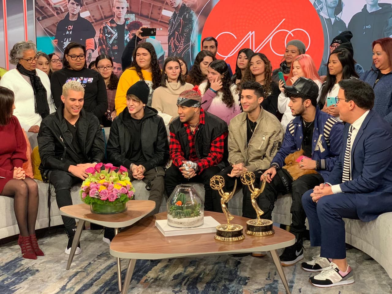 El programa estuvo cargado de buenos momentos tanto para los chicos como para las adolescentes que se dieron cita desde las 4:00 am en las instalaciones de Univision.