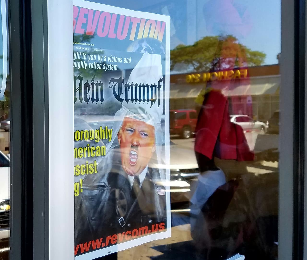 Trump es identificado con el grupo supremacista blanco KKK por algunos afroamericanos