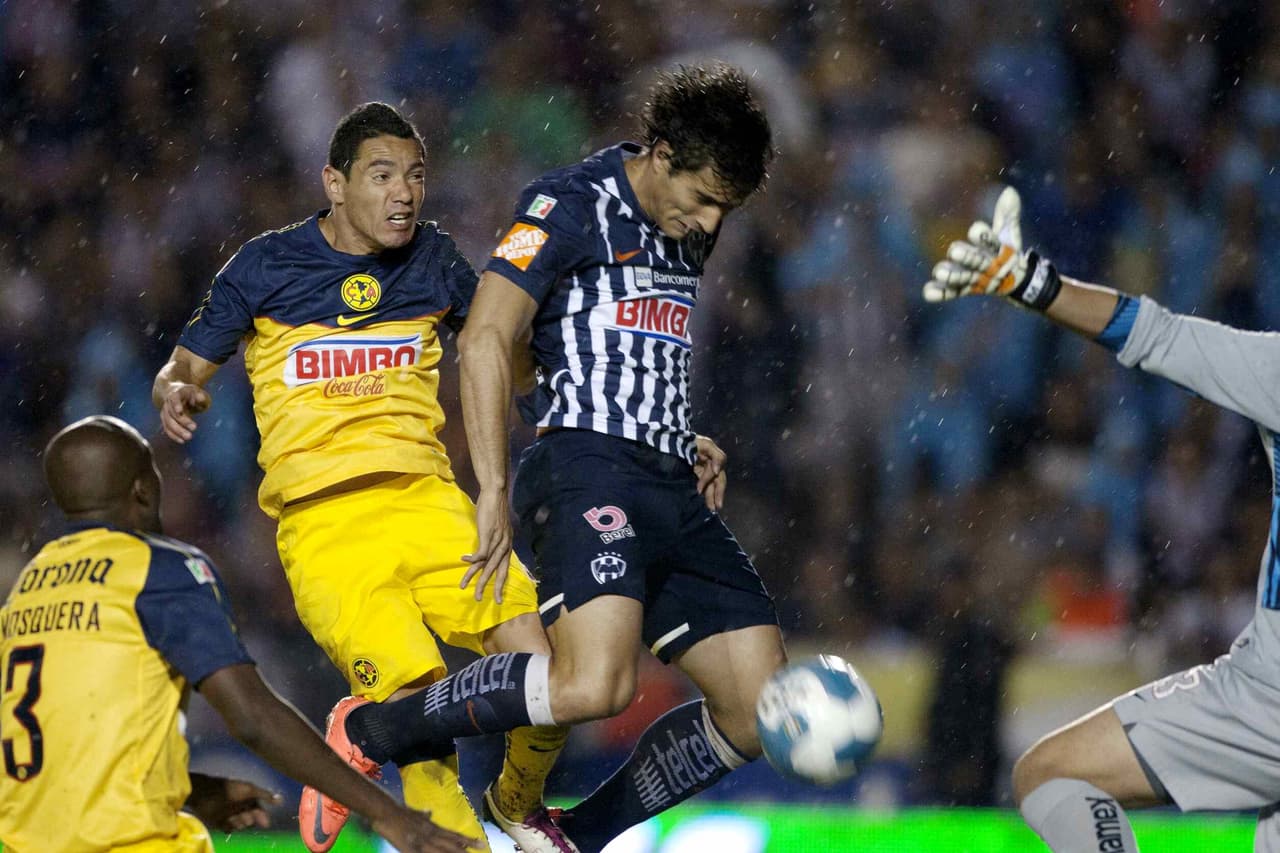 <b>Primera Liguilla a un paso de la Final</b>
<br>Rayados de Monterrey, sublíder del Torneo Clausura 2012, se impuso 2-0 en el marcador global ante las Águilas con anotaciones de Basanta y De Nigris.