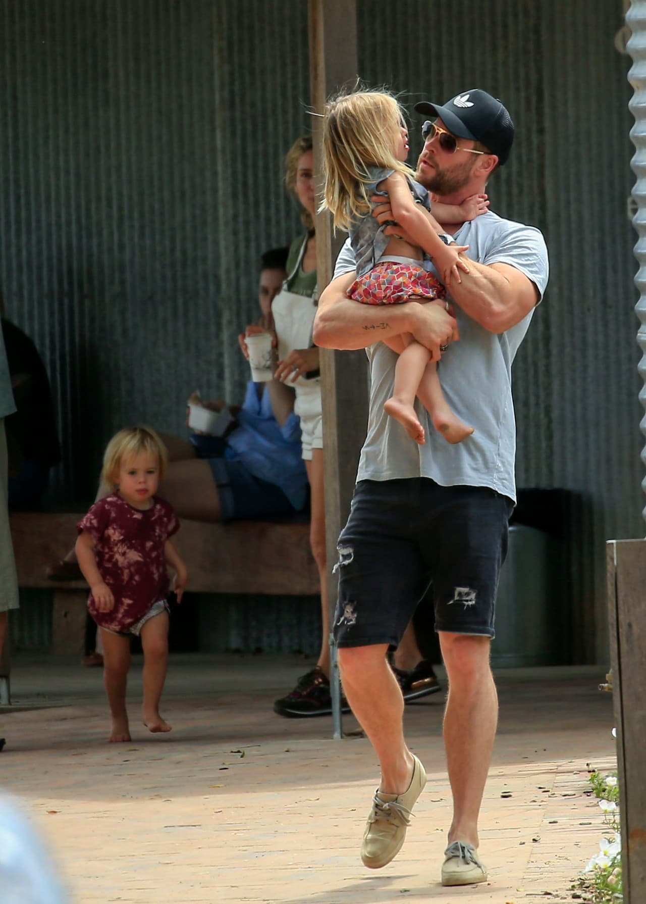 El actor es un papi consentidor.