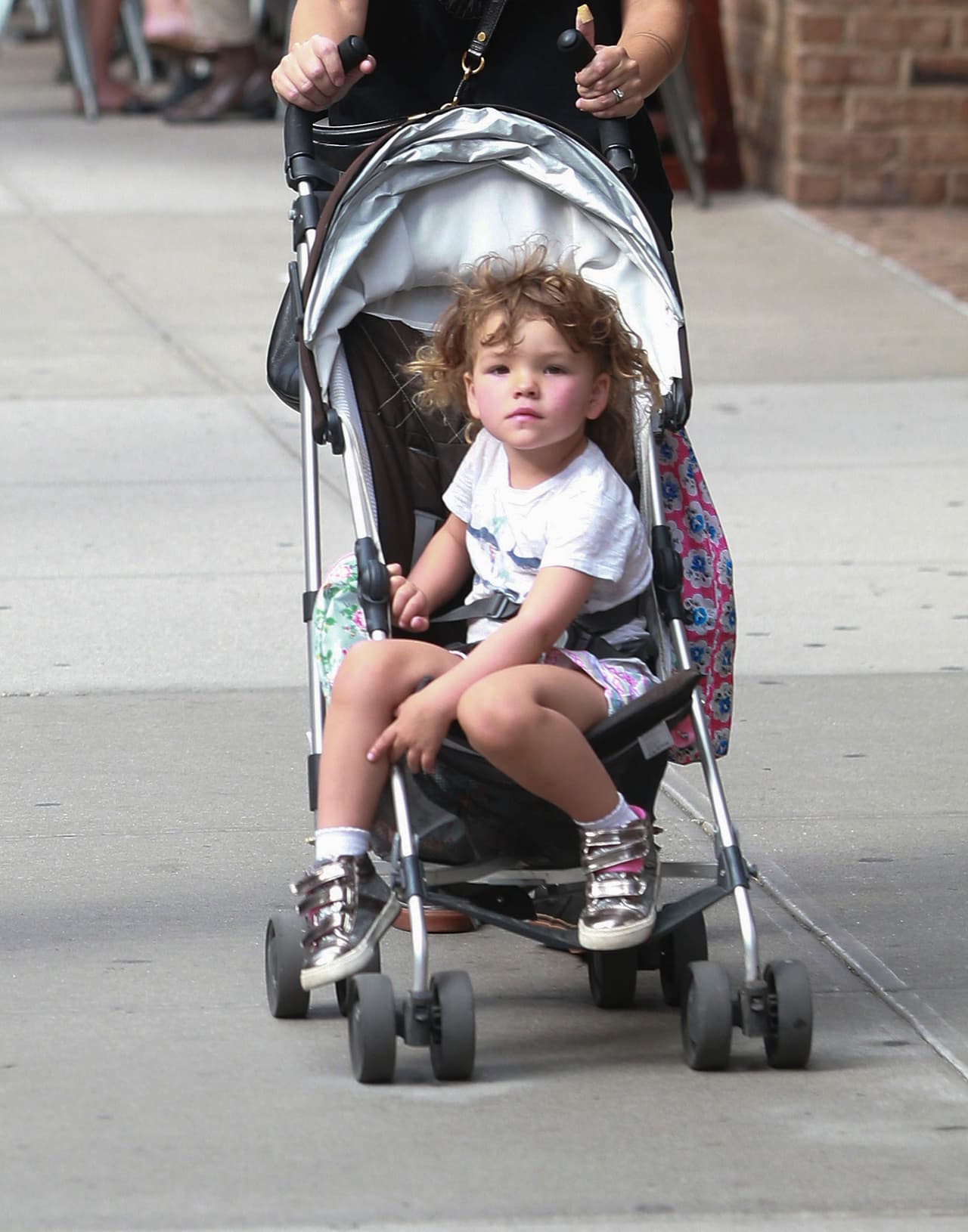 Ella es su hija de cuatro años, Zelig.