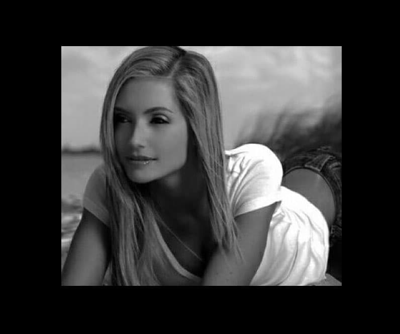 En el 2016 regresa a la pantalla chica de la mano de la productora Nathalie Lartilleux en "Un camino hacia el destino".