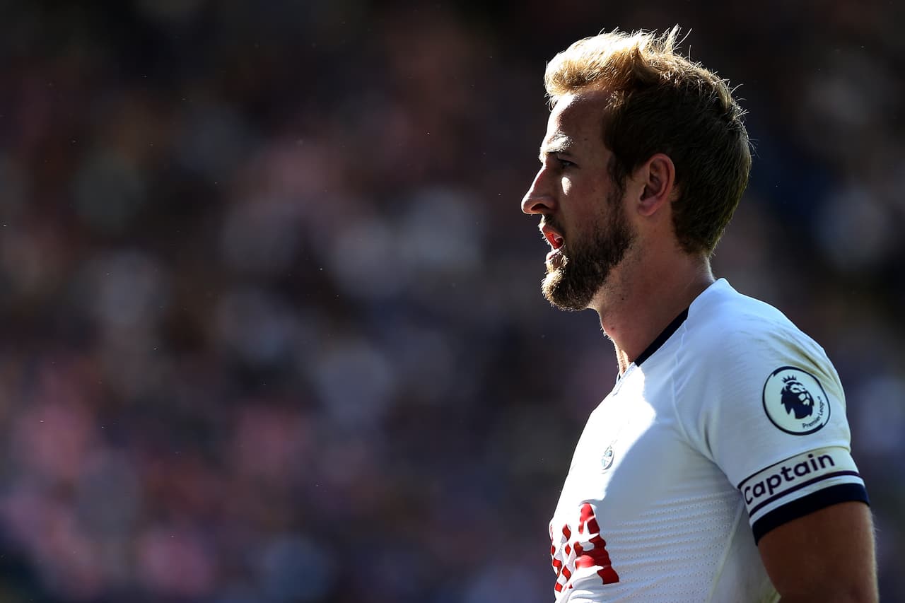 LEICESTER, ENGLAND - SEPTEMBER 21: Harry Kane of Tottenham during the Premier League match between Leicester City and Tottenham Hotspur at The King Power Stadium on September 21, 2019 in Leicester, United Kingdom. (Photo by Charlotte Wilson/Offside/Offside via Getty Images )
