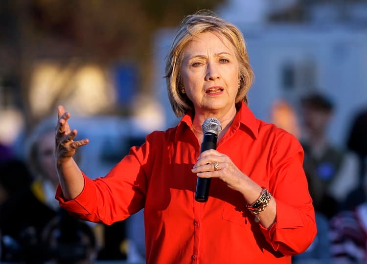 Hillary Clinton se lanza contra Marco Rubio por su negativa a reformar sistema migratorio