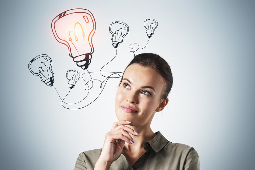 <b>LEO EN DICIEMBRE 2021</b>
<br>La conjunción del sol tu regente el día 4 y aunque Venus está retrógrado el 19 implica un cambio de actitud hacia muchas cosas. Te percatarás que estabas pensando lo que no debías, sospechando de quien menos debías.
<br>