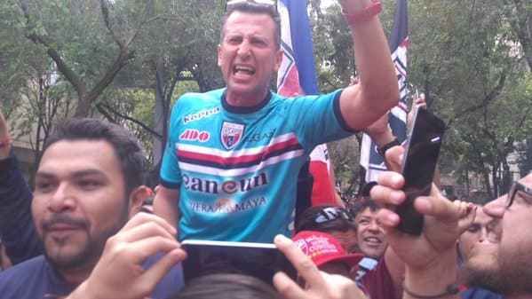 Félix Fernández invitó tatuajes por 100 años del Atlante