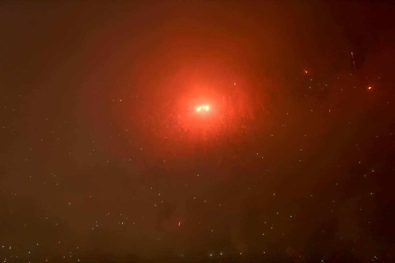 Y sí, parece que la afición de River Plate ganó esa Copa Libertadores en cinco miutos y antes de empezar el encuentro.