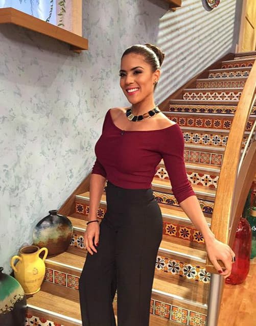 "Nuestra mayor debilidad es rendirnos. La forma más segura de tener éxito es intentarlo siempre una vez más." (Thomas Edison), compartió en redes sociales.