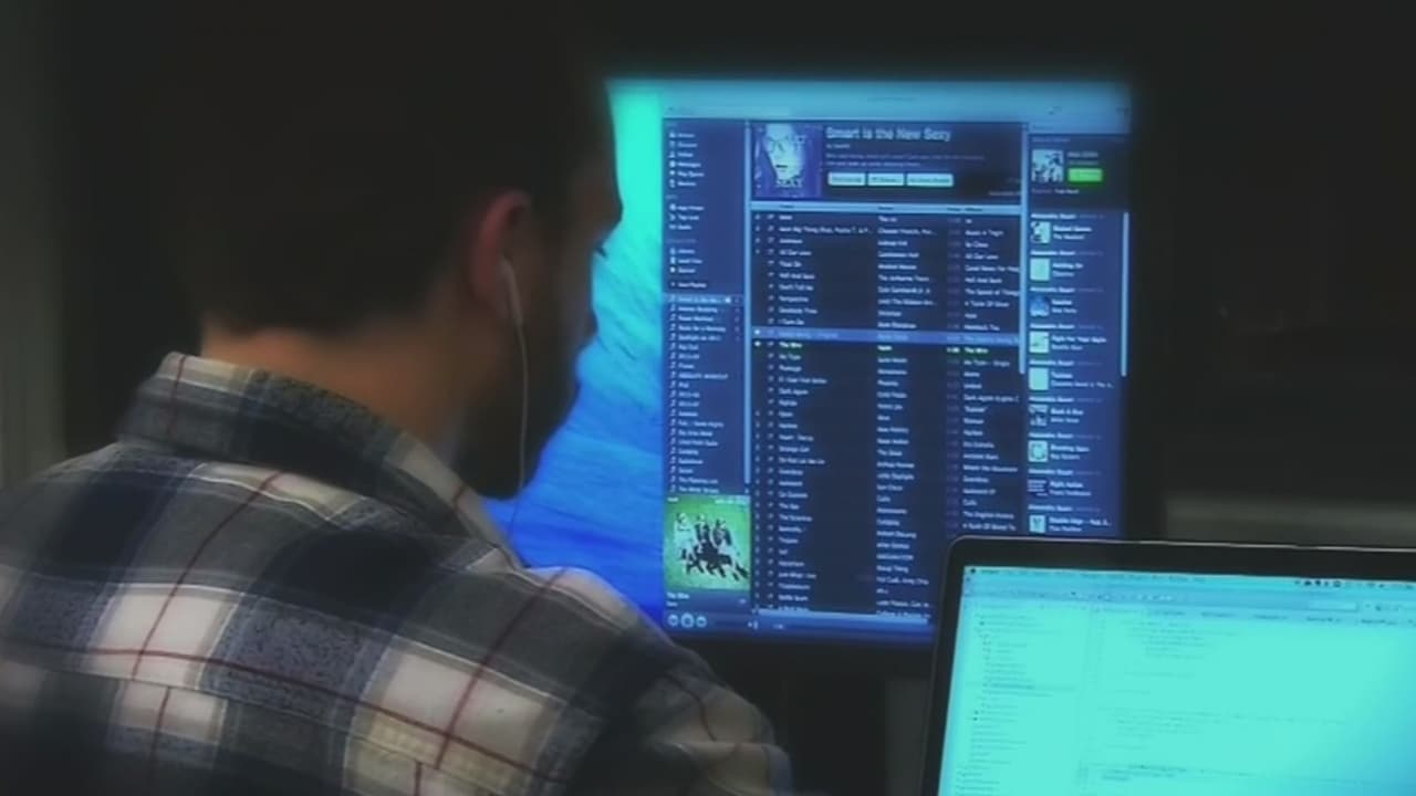 Los retos y juegos en redes sociales pueden ser una trampa, advierte fiscal de Florida