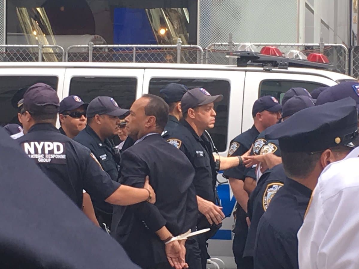 Protesta contra el fin de DACA deja diez arrestos (incluidos cuatro políticos hispanos) en Nueva York
