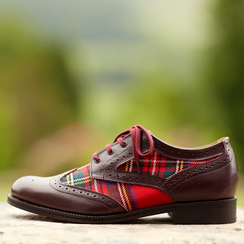 10 prendas para lucir el estampado escocés 