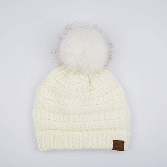 No solo a True le quedan hermosos: 9 divertidos modelos de gorros invernales con pompones