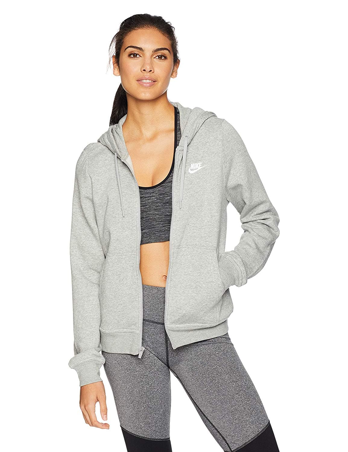 Kylie y Stormi combinaron sus looks y el resultado es adorable. ¿Cómo conseguir un outfit similar? 