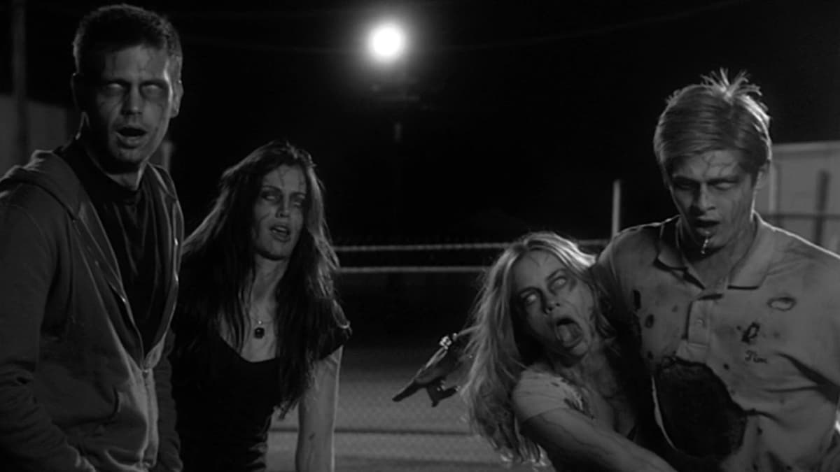 Las 7 películas de zombies más extrañas: en una los castores comen humanos