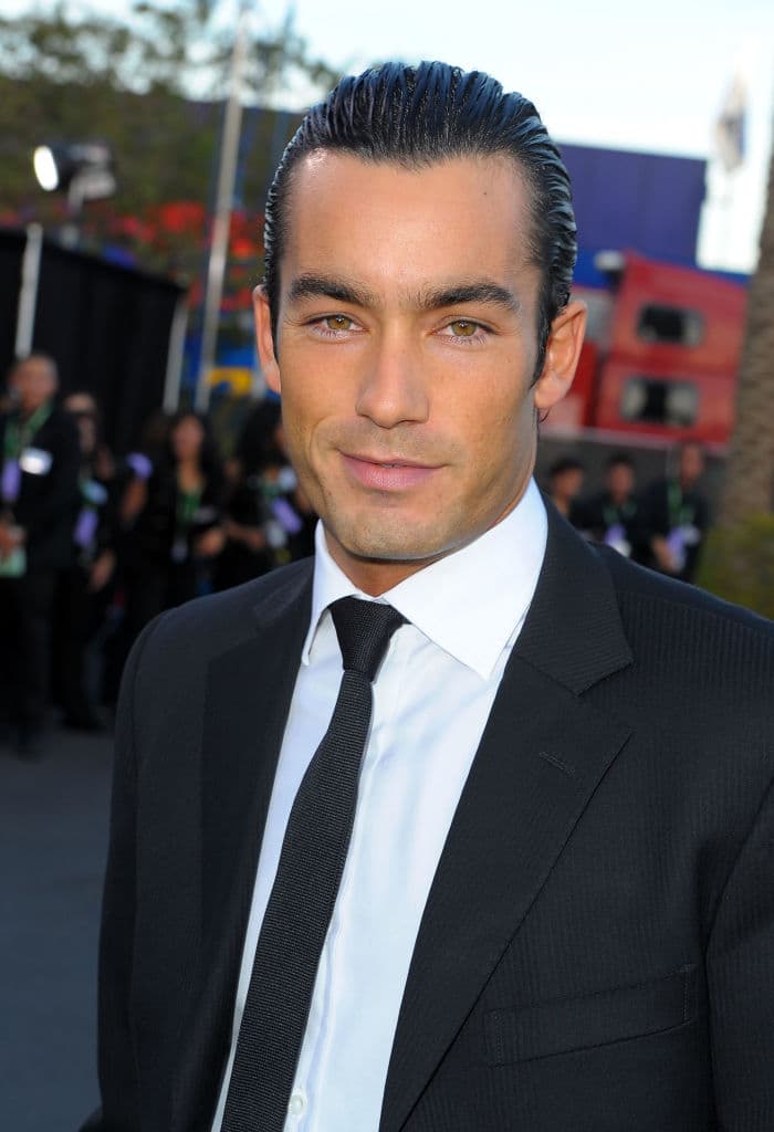 Aaron Díaz se dejó crecer la barba y parece otro: nos volvimos a enamorar