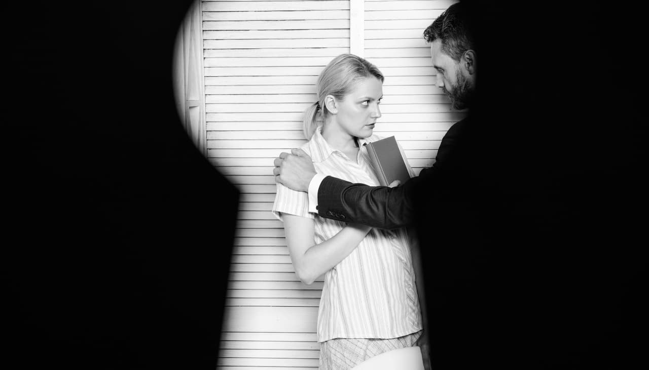 Las mujeres chinas están tuiteando una clave secreta con emojis, ¿qué significa?