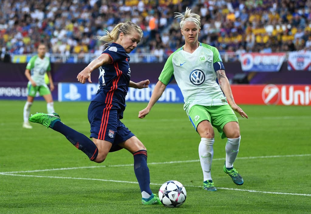 Una mujer ganó por primera vez el Balón de Oro, pero un comentario machista opacó todo
