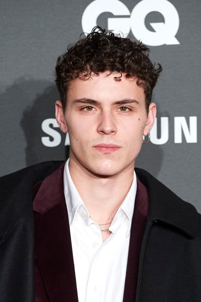 Arón Piper es el más guapo en ‘Élite’ y tenemos 15 fotos que te convencerán