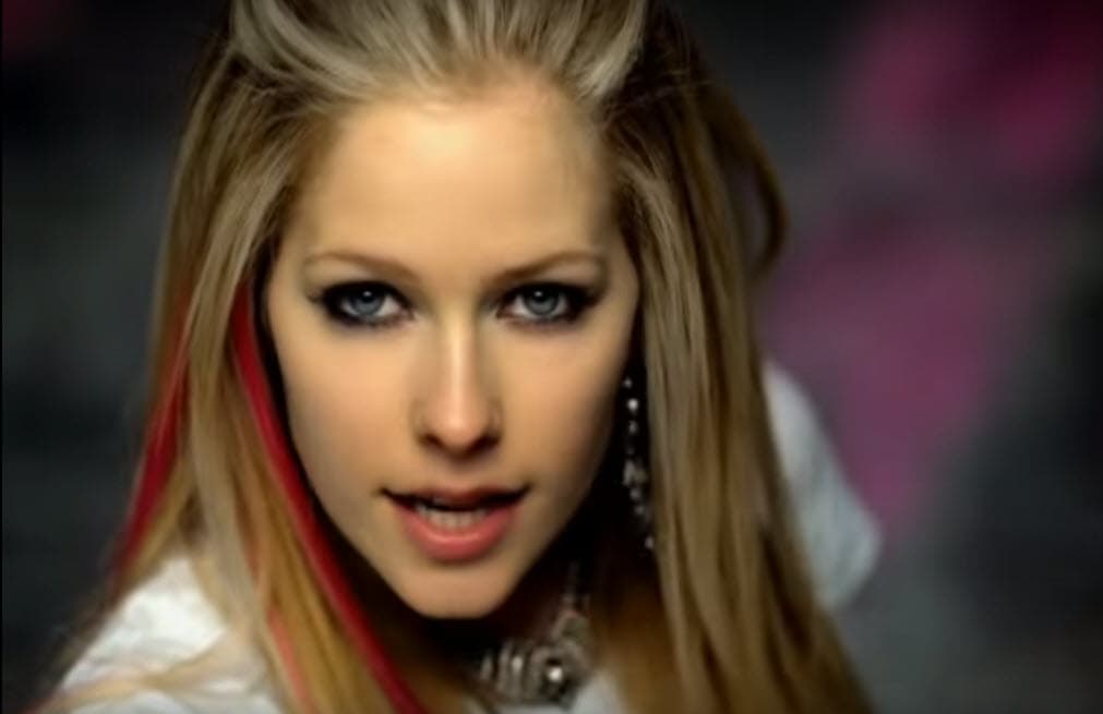 Estos personajes están vivos: extrañas leyendas urbanas que nos creímos sobre los famosos