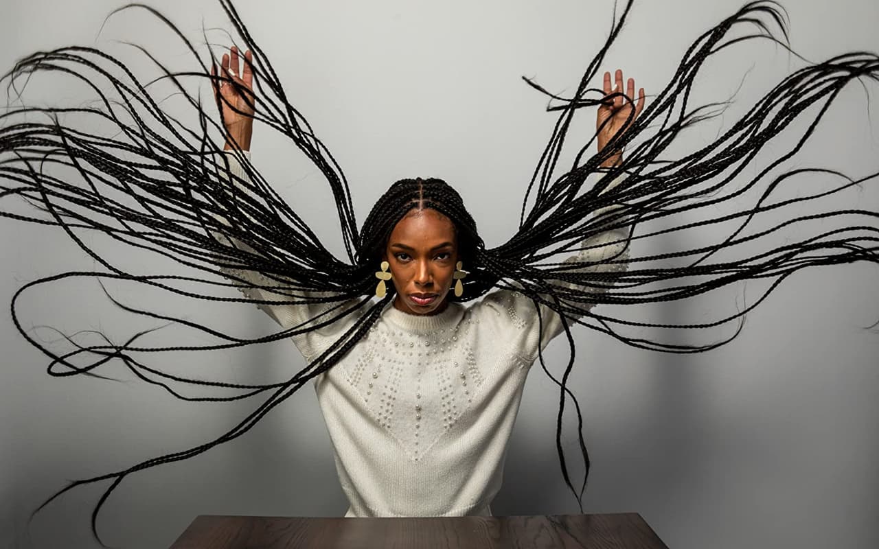 'Bad Hair', la película de terror donde el cabello se convierte en tu peor pesadilla