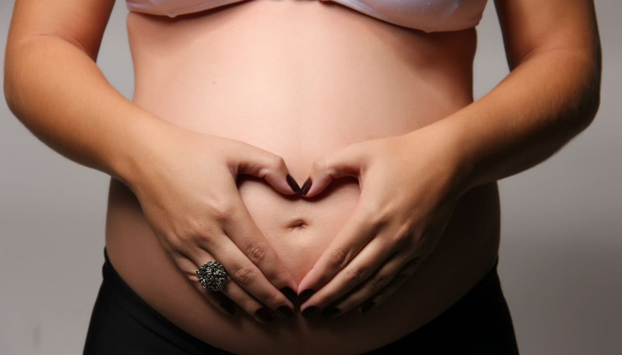 ¿Se puede tener un parto natural después de una cesárea? 