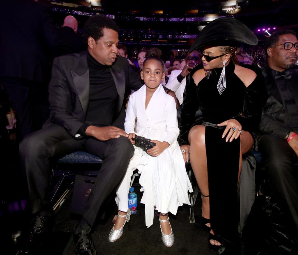 Beyoncé y su hija hicieron una entrada triunfal en los Grammys para apoyar a Jay-Z