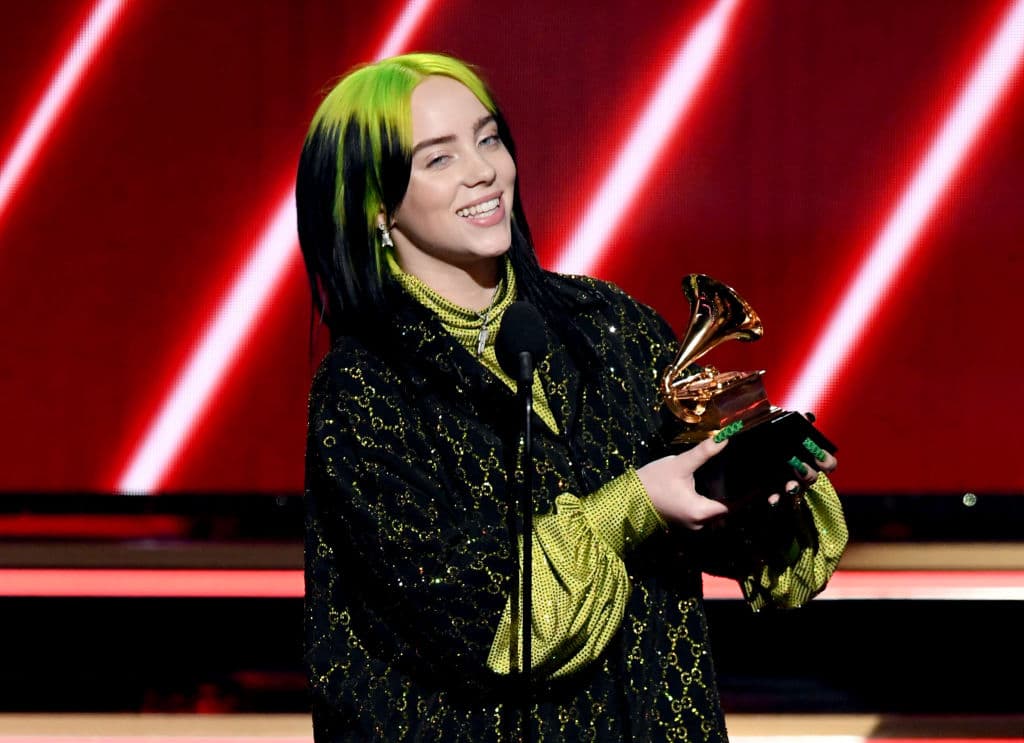 Billie Eilish ahora es una 'joven Madonna': su nuevo look en rubio te dejará en shock