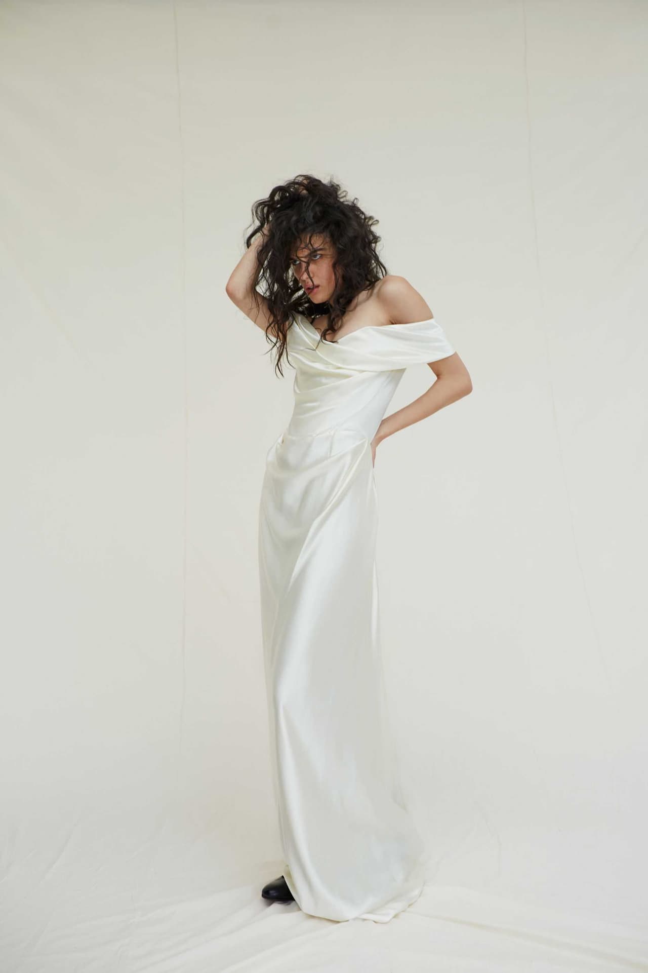 Miley y Liam se casaron en secreto y su vestido de novia es tan perfecto como el amor que se tienen