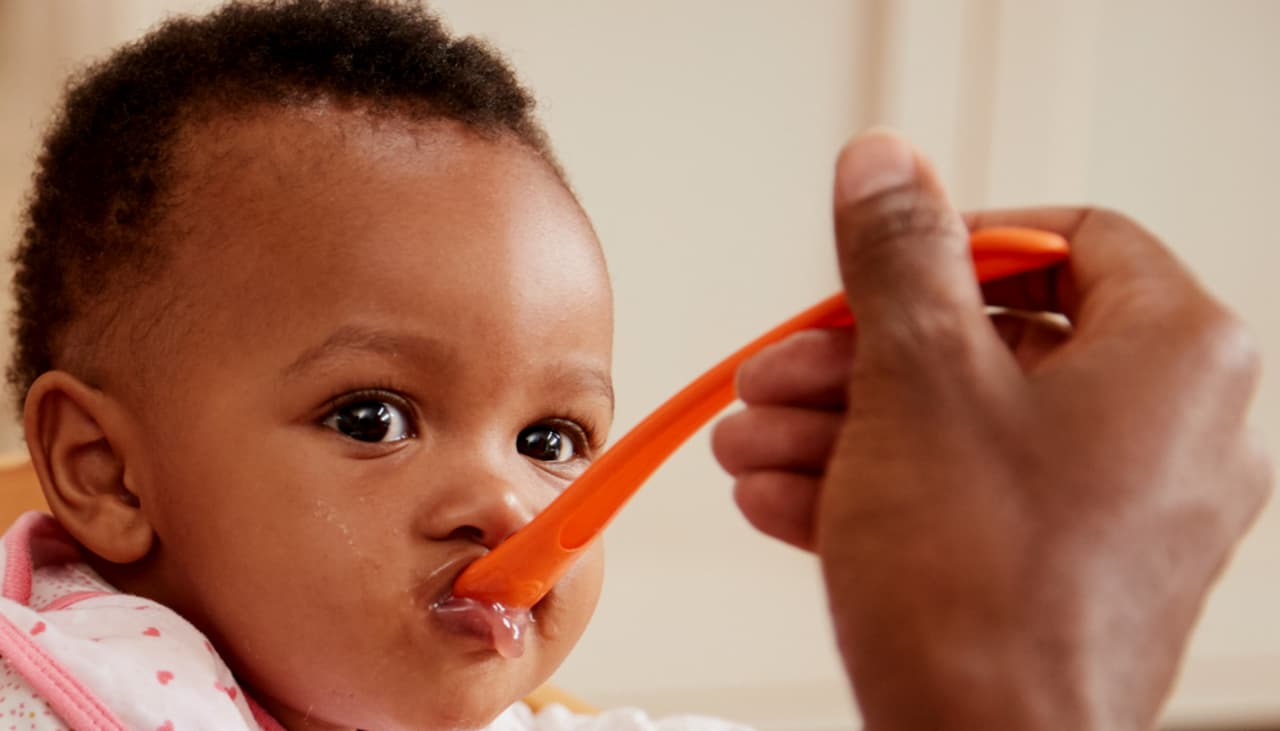 Comer un huevo por día hace que los niños crezcan más altos y fuertes, según un estudio