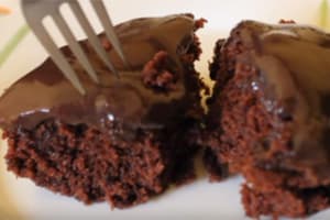 Receta de pastel de chocolate fácil y esponjoso